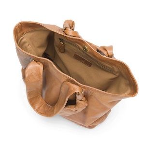 NWT Frye brand Nora knotted tote leather bag.